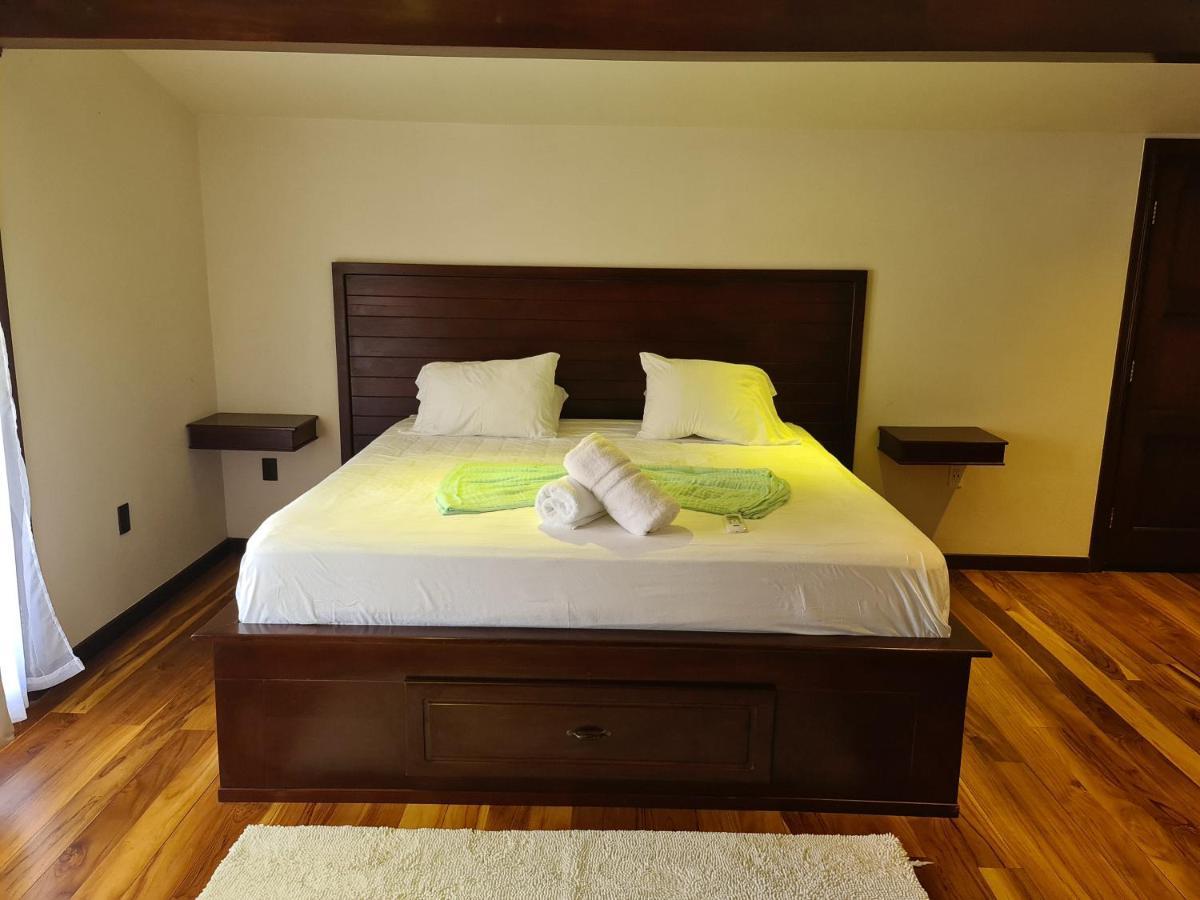 Hona Beach Hotel Dominical Bagian luar foto