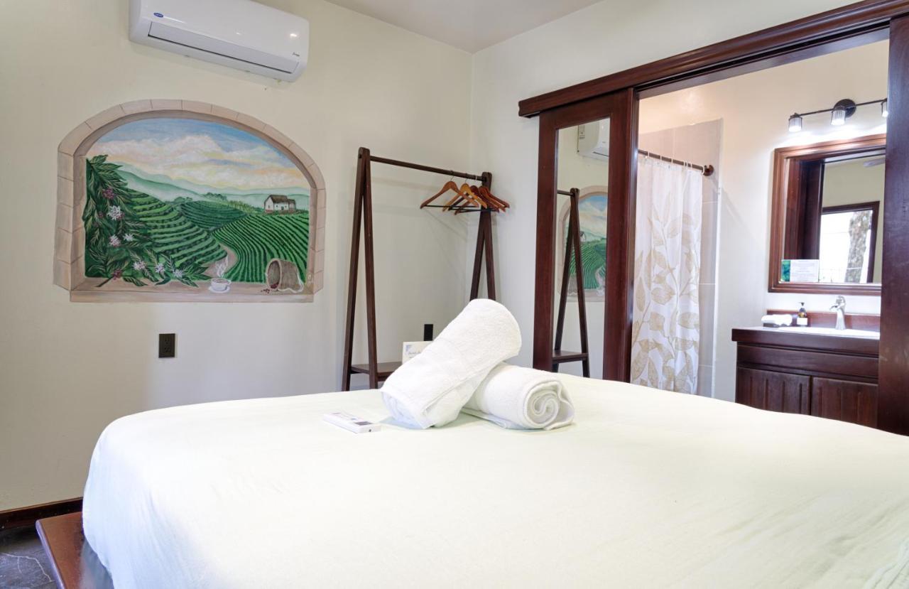 Hona Beach Hotel Dominical Bagian luar foto