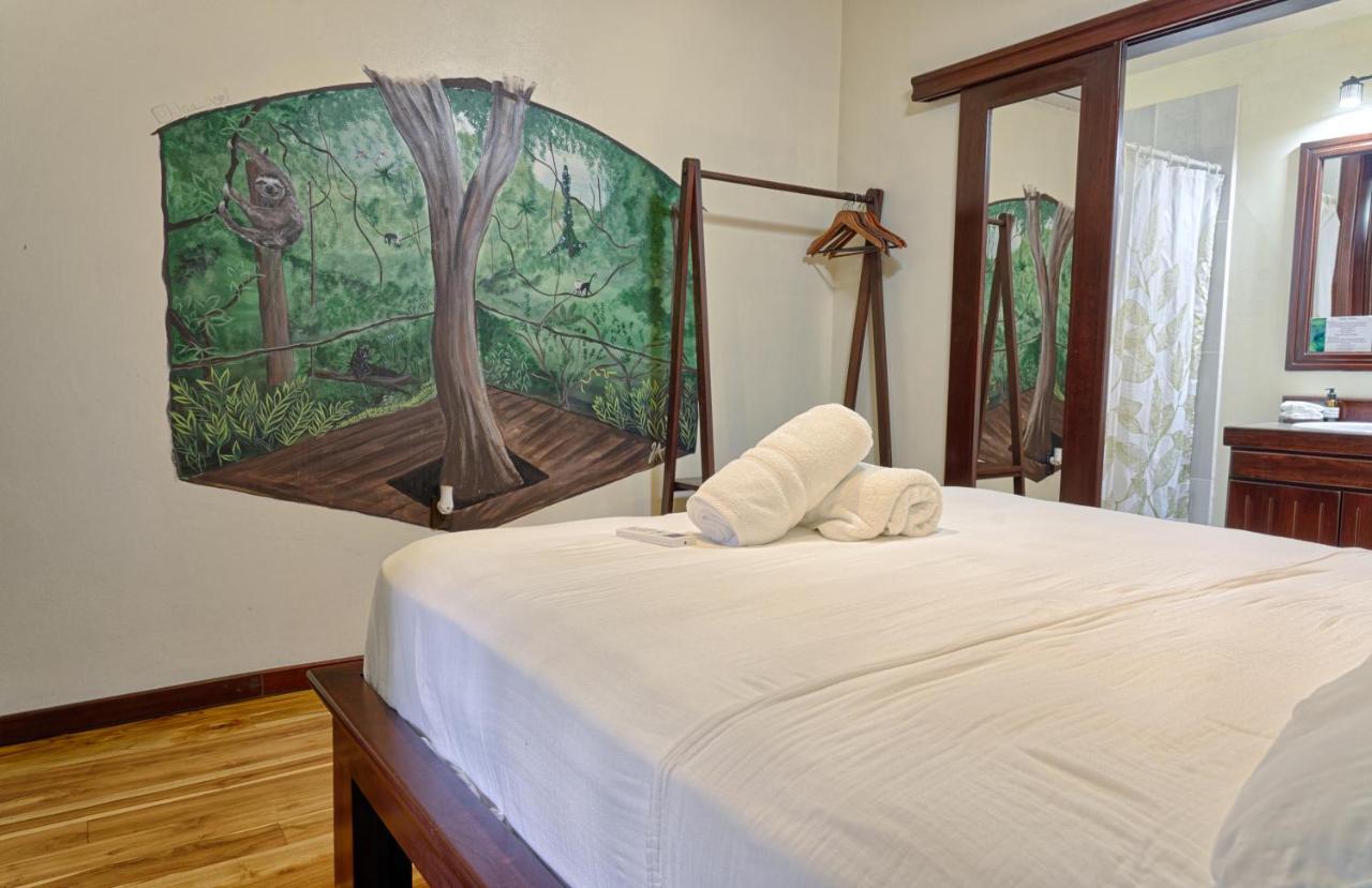 Hona Beach Hotel Dominical Bagian luar foto