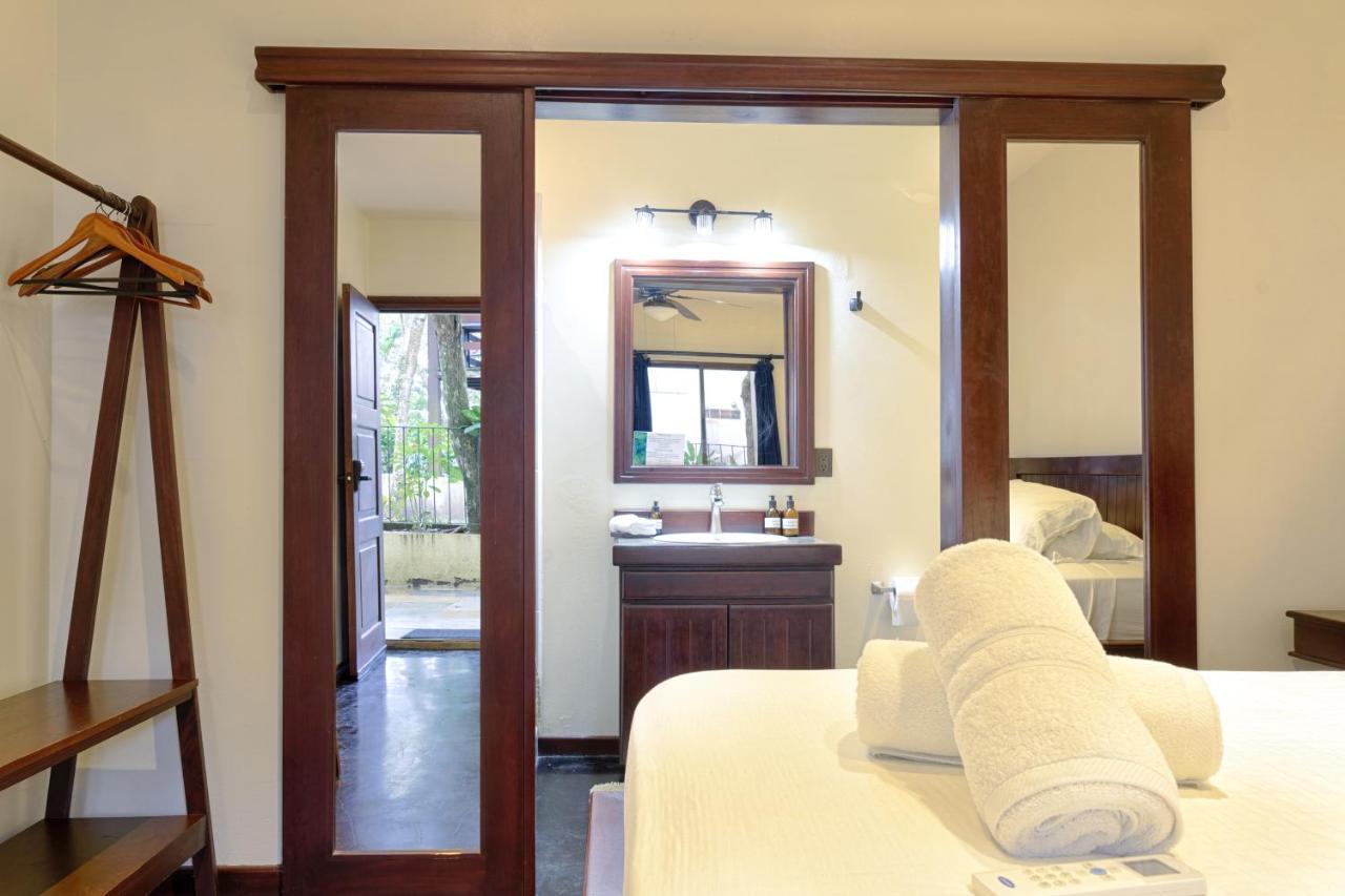 Hona Beach Hotel Dominical Bagian luar foto