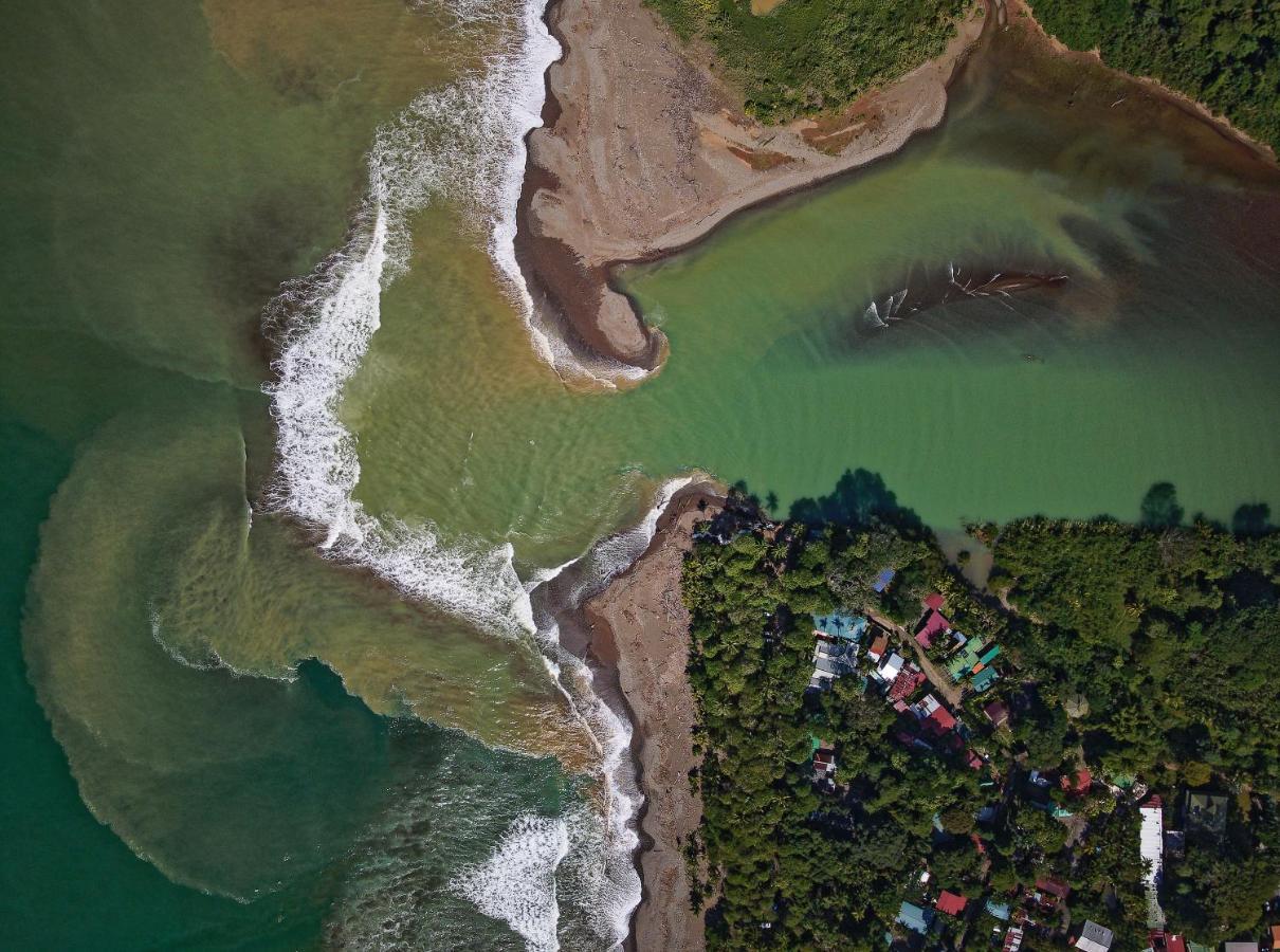 Hona Beach Hotel Dominical Bagian luar foto